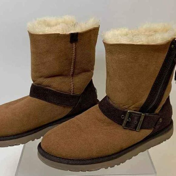 UGG Blaise Chesnut Brown Shearling Sheepskin Boots Size 7 - Picture 2 of 9